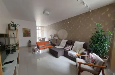 Apartamento à venda com 3 quartos, sendo 1 suíte,  no condomínio edifício maria rosaria, rio de janeiro - rj