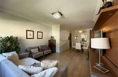 Apartamento à venda com 3 quartos, sendo 1 suíte,  no condomínio mirante do sumaré, rio de janeiro - rj