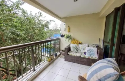 Apartamento à venda com 3 quartos, sendo 1 suíte,  no condomínio Renaissance Residencial Classique, Rio de Janeiro - RJ