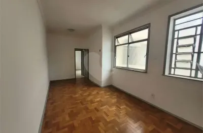 Apartamento à venda com 2 quartos em praça da bandeira, rio de janeiro - rj