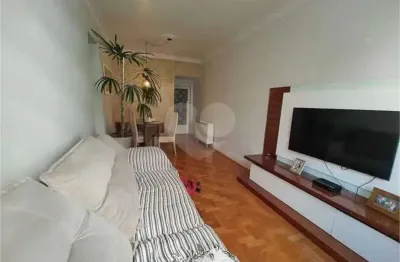 Apartamento à venda com 3 quartos no condomínio Edifício Ana Lucia, Rio de Janeiro - RJ