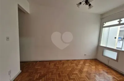 Apartamento à venda com 2 quartos no condomínio Arthur Bernardes, Rio de Janeiro - RJ