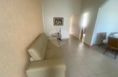 Casa de Vila à venda com 4 quartos em Grajaú, Rio de Janeiro, RJ