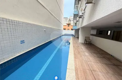 Apartamento à venda com 2 quartos, sendo 1 suíte,  no condomínio Solar Da Tijuca, Rio de Janeiro - RJ
