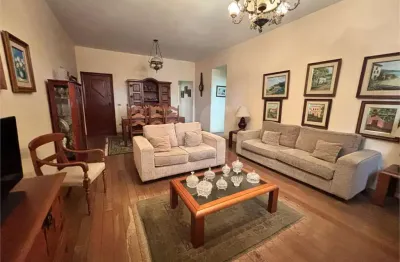 Apartamento à venda com 4 quartos, sendo 1 suíte,  no condomínio Edifício Alfa Crucis, Rio de Janeiro - RJ