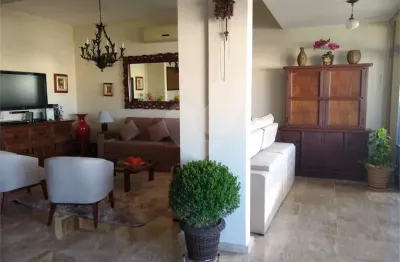 Cobertura à venda com 3 quartos, sendo 1 suíte,  no condomínio Edifício Julio Claudio, Rio de Janeiro - RJ