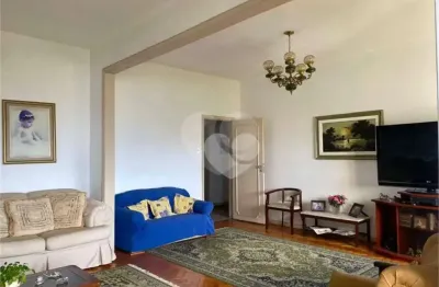 Apartamento à venda com 4 quartos, sendo 1 suíte,  no condomínio Do Edifício Barão de Laguna, Rio de Janeiro - RJ