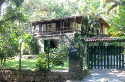 Casa à venda com 3 quartos, sendo 1 suíte,  em itanhangá, rio de janeiro - rj