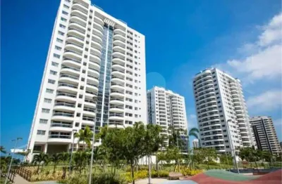 Apartamento à venda com 2 quartos, sendo 1 suíte,  no condomínio Viure - Ilha Pura, Rio de Janeiro - RJ
