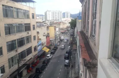 Apartamento à venda com 2 quartos, sendo 1 suíte,  no condomínio cometa, rio de janeiro - rj