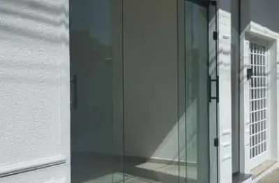 Sala comercial para alugar na rua vinte e quatro de maio, 9, centro, indaiatuba por r$ 2.700