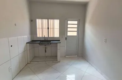 Casa com 1 quarto para alugar na rua basílio martins, 238, jardim califórnia, indaiatuba por r$ 1.800