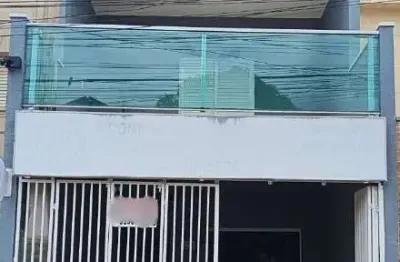 Casa com 3 quartos para alugar na Rua Pedro de Toledo, 796, Centro, Indaiatuba por R$ 7.500