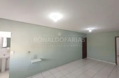 Sala Comercial para Locação no Centro da Vila Natal (Zona Sul)