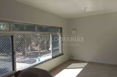 Casa com 2 quartos para alugar na Avenida Rubens Montanaro de Borba, --, Jardim Regis, São Paulo
