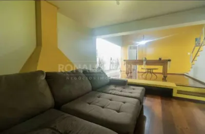 Casa a venda em interlagos com 3 dormitórios 2 suítes e 4 vagas de garagem