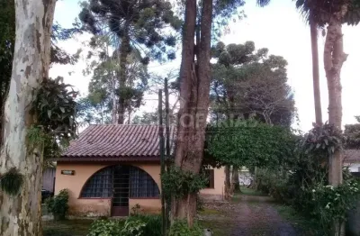 Casa a Venda em Terreno bem Grande no Jardim Represa Região de Interlagos