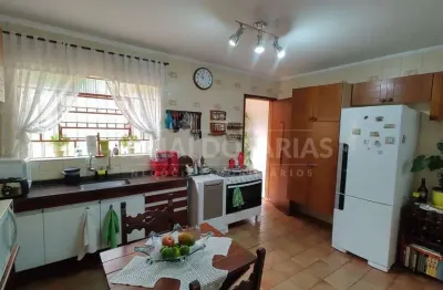 Casa com 3 quartos à venda na Rua Tailândia, --, Interlagos, São Paulo