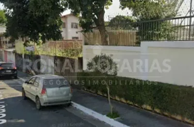 Terreno à venda com 1.400,00m² na região de interlagos.
