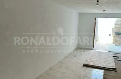 Sobrado a venda com 150 m² 03 dormitórios sendo 01 suíte na região do jardim consorcio