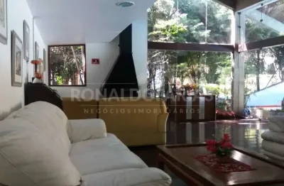 Casa a venda em interlagos com 4 dormitórios suítes e 7 vagas de garagem