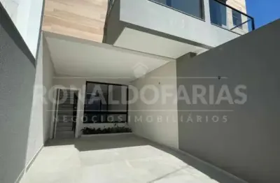 Sobrado a venda com 113.83 , 03 dormitórios sendo 01 suíte na região da cupece