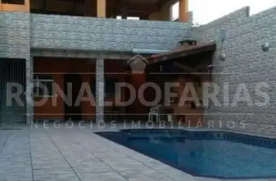 Casa térrea à venda com 3 dormitórios e 1 suite em mongaguá.