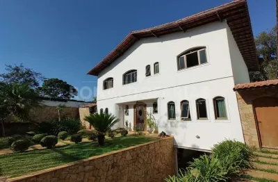 Sobrado com 4 dormitórios para  venda ou locação na região de interlagos.