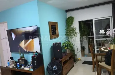 Apartamento a venda sendo 2 quartos , sala ampla , terraço ,1 vaga de garagem.