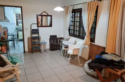 Casa térrea para locação comercial ou residencial na região de  veleiros,