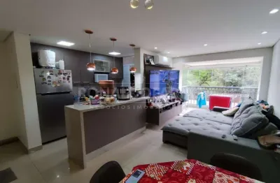 Apartamento a venda com 03 dormitórios sendo 01 suíte no campo grande