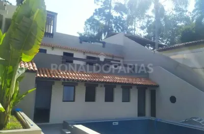 Casa com 7 quartos para alugar na Rua Finisterre, --, Copacabana, São Paulo