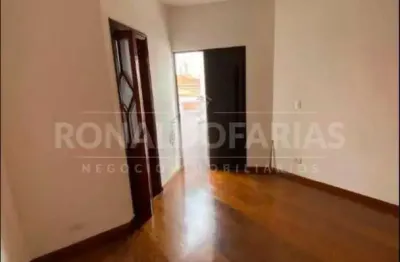 Casa para venda na cidade dutra com 3 dormitórios e 2 vagas de garagem
