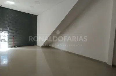 Salão novo para locação com 200m2 em jardim shangrilá