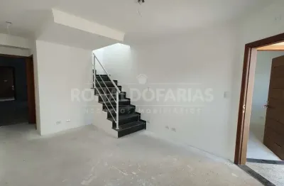 Sobrado a venda em condominio fechado com  03 dormitorios sendo 01 suite na regiao de interlagos.