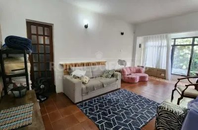 Casa à venda em interlagos com 5 dormitórios e 3 vagas de garagem