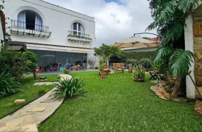Casa a venda no bolsao de interlagos com 5 dormitorios 2 suites e 4 vagas de garagem