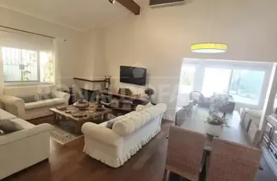 Casa à venda em interlagos área nobre 3 dormitórios 1 suíte e 4 vagas de garagem