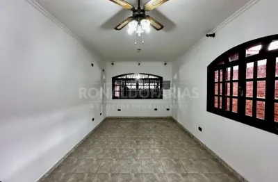 Casa à venda no jardim dos lagos com 3 dormitórios 1 suíte e 2 vagas de garagem
