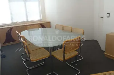 Sala comercial com 6 salas à venda na Rua Maestro Cardim, --, Liberdade, São Paulo
