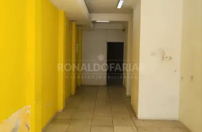 Salão para alugar na av. de pinedo no socorro com sobreloja bem localizado