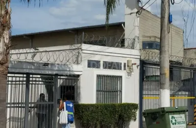 Casa a venda em condominio sendo 3 quartos   ( 1suite) 2 vagas de garagem .