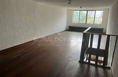 Casa comercial com 1 sala para alugar na Avenida do Rio Bonito, --, Socorro, São Paulo