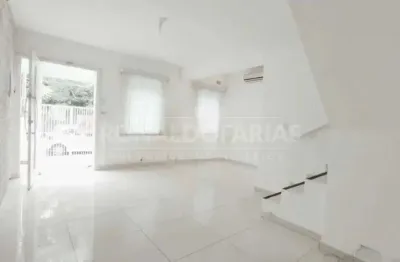 Casa a venda com 3 dormitórios e 2 vagas no morumbi