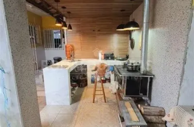 Casa térrea à venda com 3 dormitórios e 3 vagas  jardim satélite interlagos