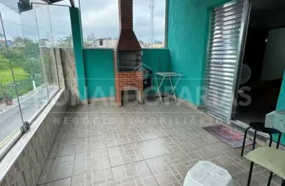 Casa a venda 3 dormitórios 2 vagas próximo a estação de trem grajaú