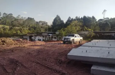 Terreno comercia a venda  com 3400 m² a 1000 metros de parelheiros