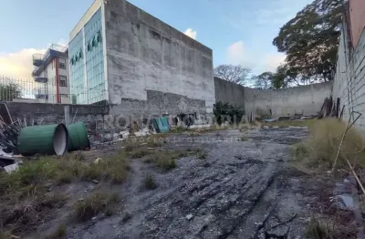Terreno comercial a venda em avenida principal 600 m² fundos com autódromo.