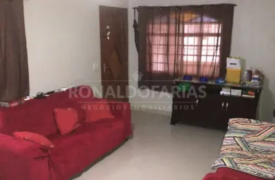 Casa à venda em interlagos com 3 dormitórios 1 suíte e 2 vagas de garagem