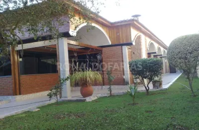 Casa à venda em interlagos com 4 dormitórios 2 suítes e 4 vagas de garagem